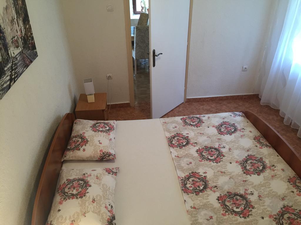 Apartment Terazza Di Ljuta Котор Екстериор снимка